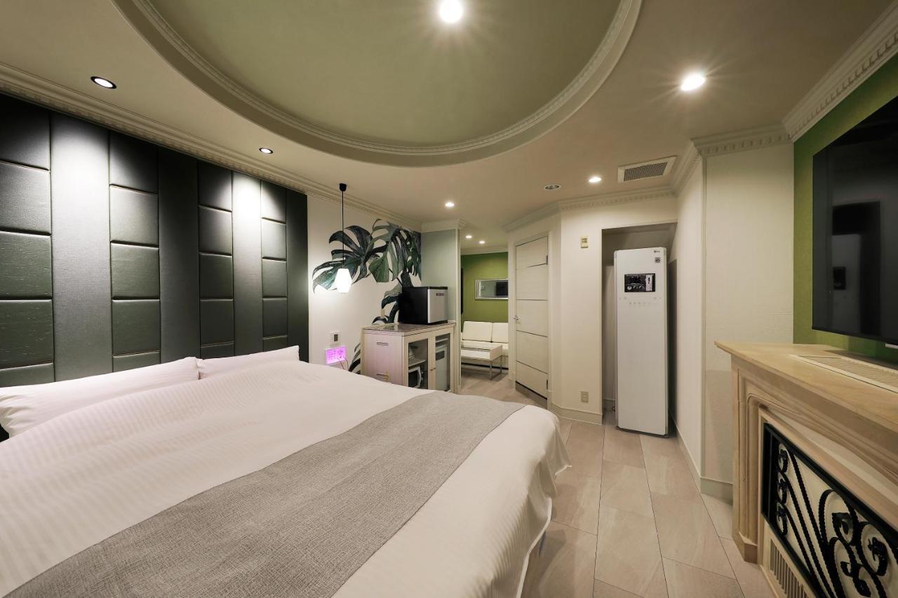 ホテルバースデー岐阜西店 Hotel Birthday Gifuwest (Adults Only) Ngoại thất bức ảnh
